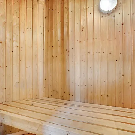 Nice In With Sauna 펜션 *